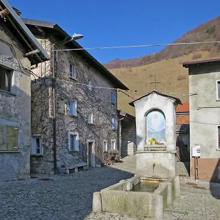 Apartament Casa Prisca 110s Castiglione dʼIntelvi